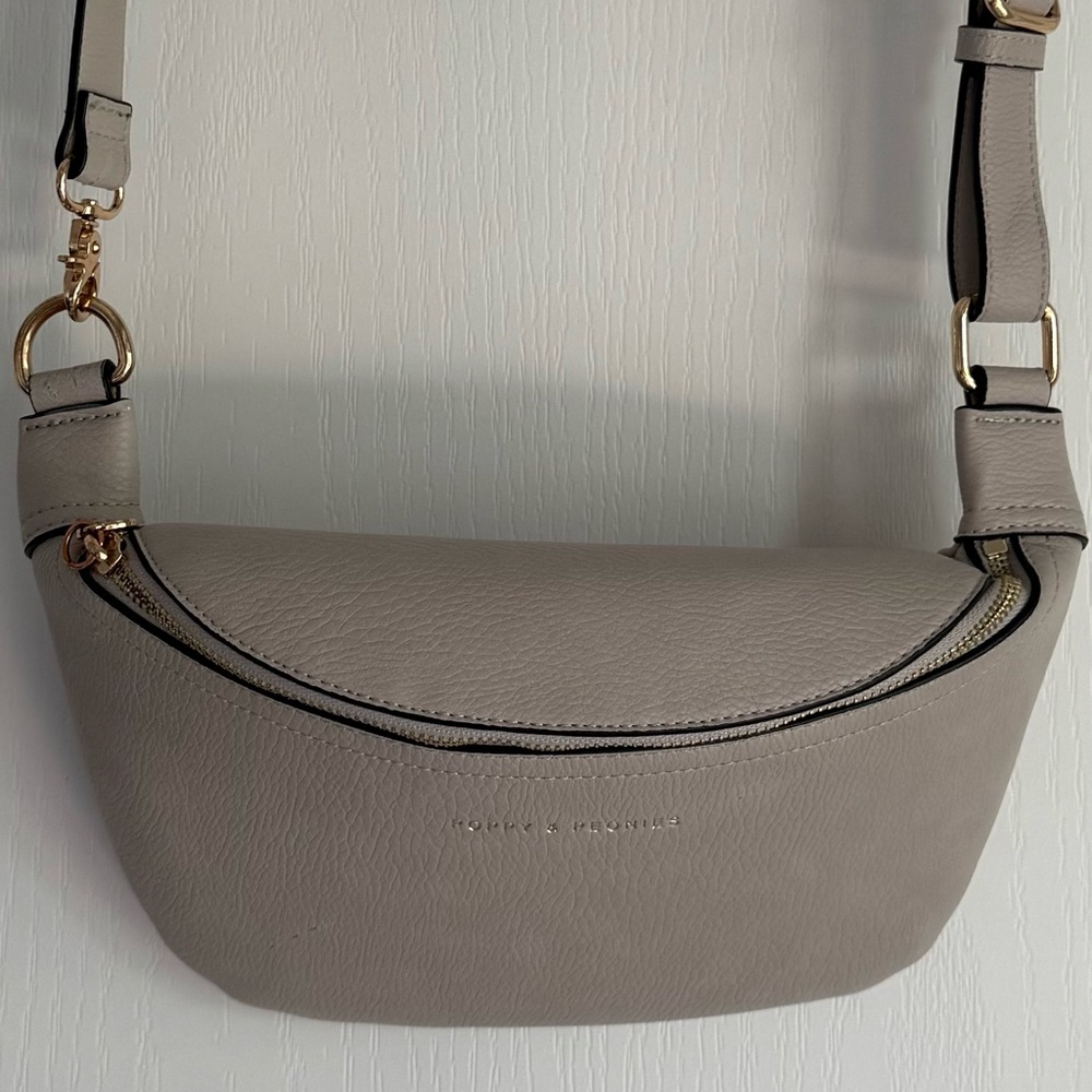 Poppy & Peonies Sidekick in Fog